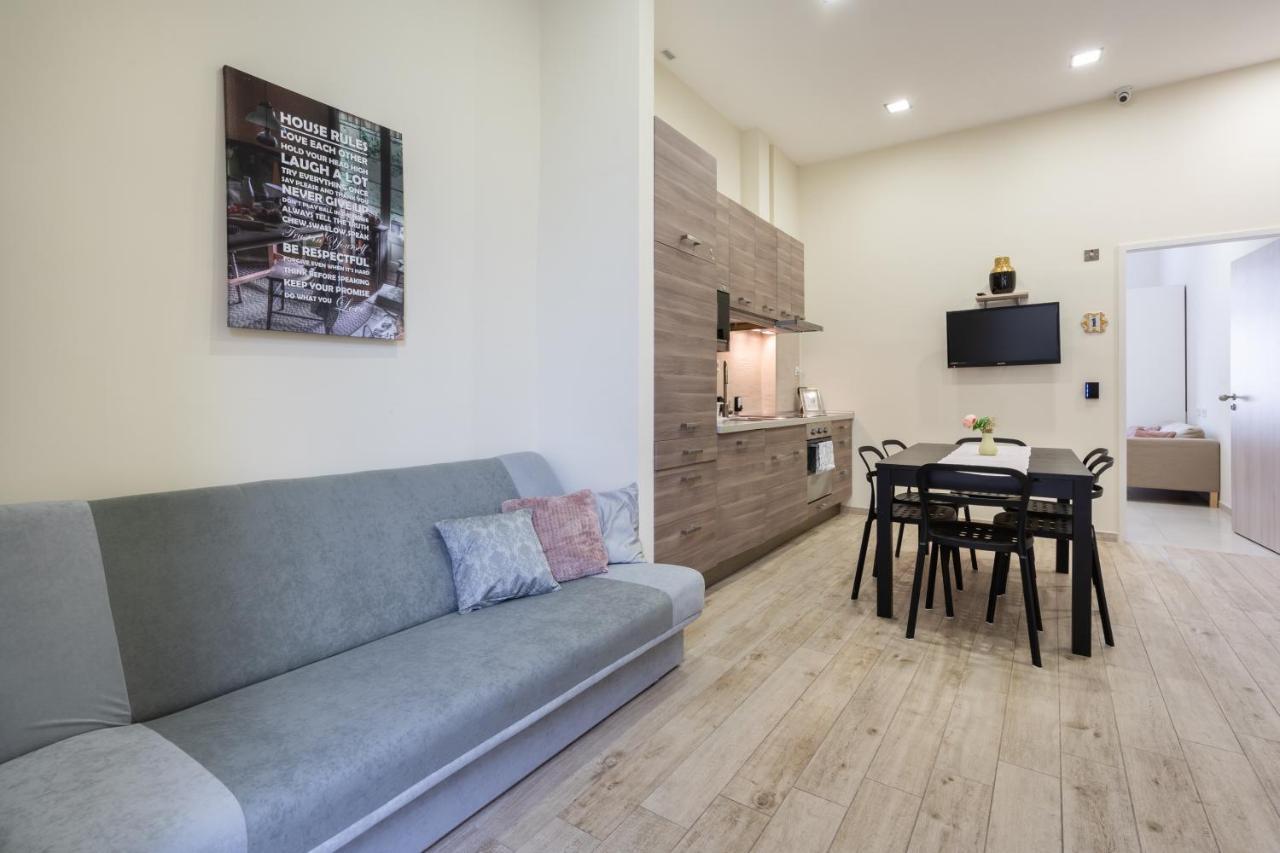 Basilika Monnalisa Luxury 3 Bedrooms Apartment With Amazing View Need Reservation X Free Parking Budapest Eksteriør billede