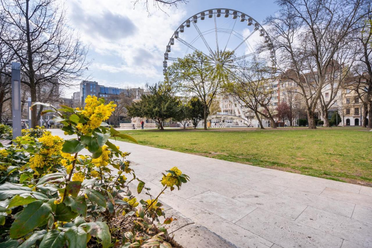 Basilika Monnalisa Luxury 3 Bedrooms Apartment With Amazing View Need Reservation X Free Parking Budapest Eksteriør billede