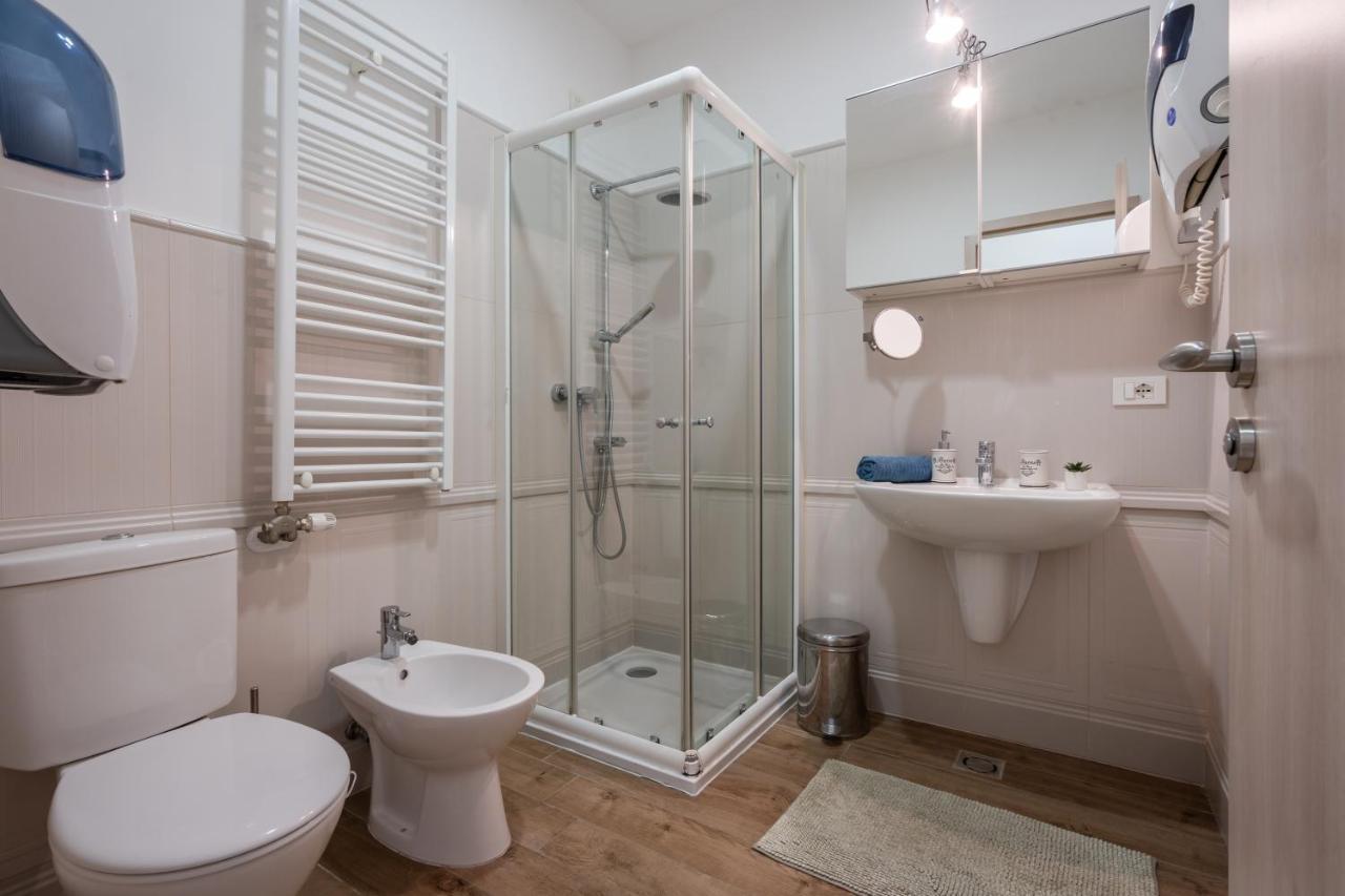 Basilika Monnalisa Luxury 3 Bedrooms Apartment With Amazing View Need Reservation X Free Parking Budapest Eksteriør billede