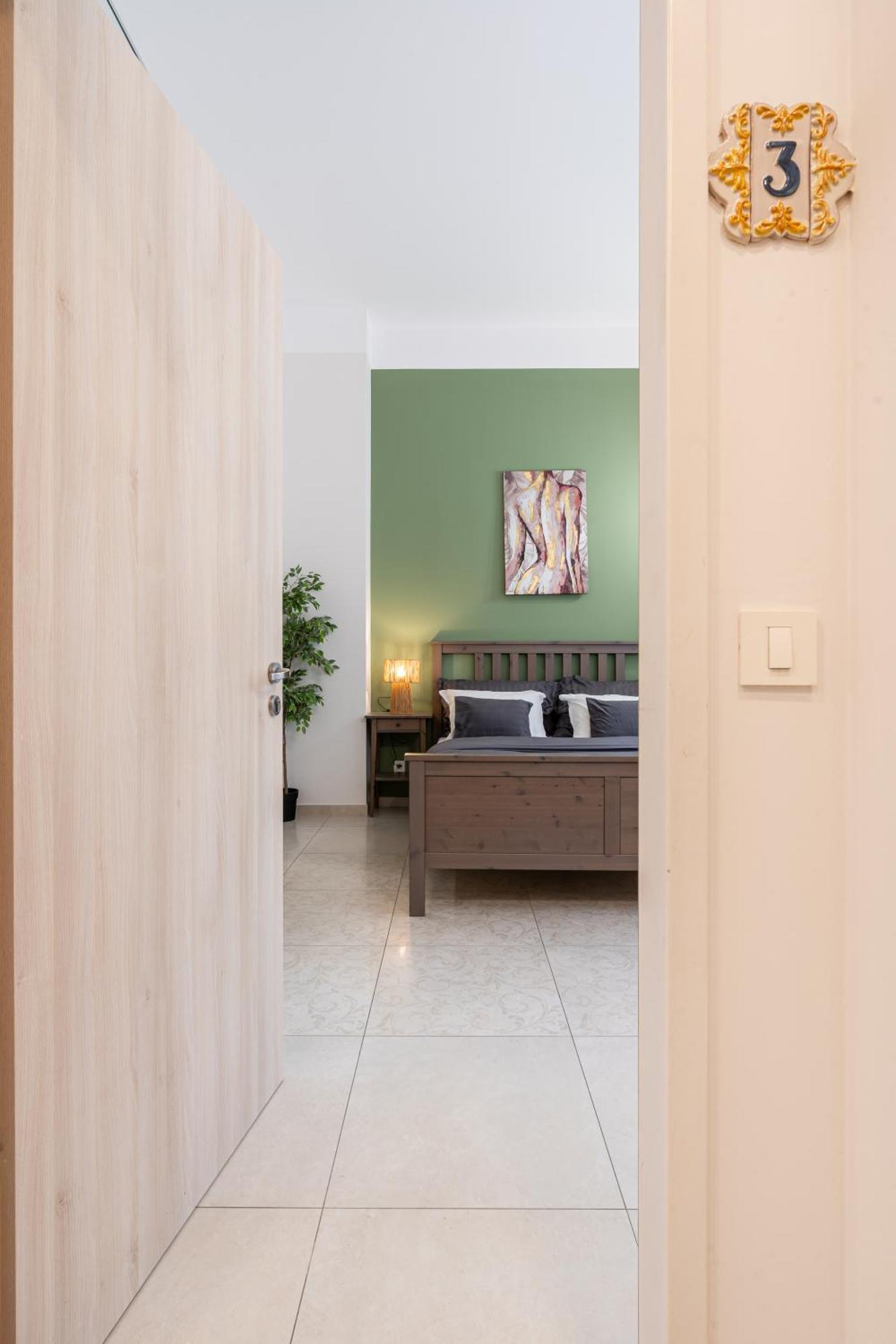 Basilika Monnalisa Luxury 3 Bedrooms Apartment With Amazing View Need Reservation X Free Parking Budapest Eksteriør billede